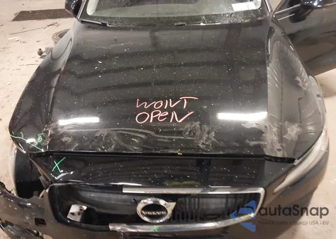 2020 Volvo S60 T5 Momentum from USA, damaged, VIN 7JR102FK4LG036716